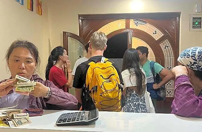 The Sparkling Turtle Backpackers * Kathmandu